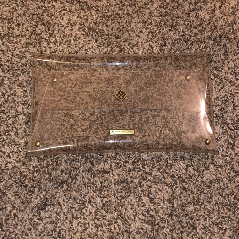 Kendra Scott clear clutch